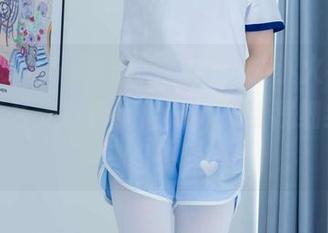 BoBoSocks袜啵啵 – 心头的小火花，稚予的无圣光灰色棉船袜，竟让我细细品味起来！