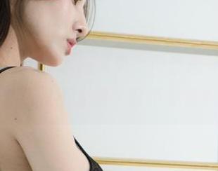G.su(全智秀)的最新写真，肉丝意外成了焦点，我是不太懂，要不要赞？