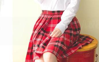 GIRLT果团网 – 网盘里的松果儿校园写真：这是我爱过的人？