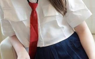 MFStar模范学院 – 唐琪儿Beauty这次的自拍刚好展示了一些不一样的风格，套图和资源都挺让人耳目一新。