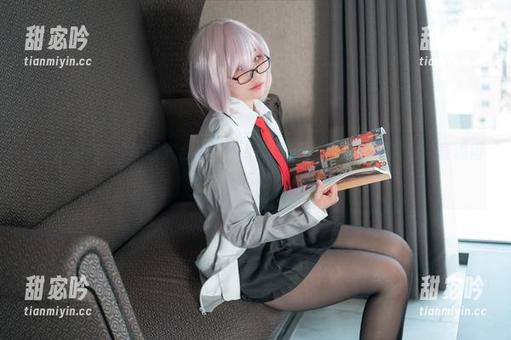Mimmi(밈미)的双人合影，一组免费图片，这对比弃权，表现得还不赖。
