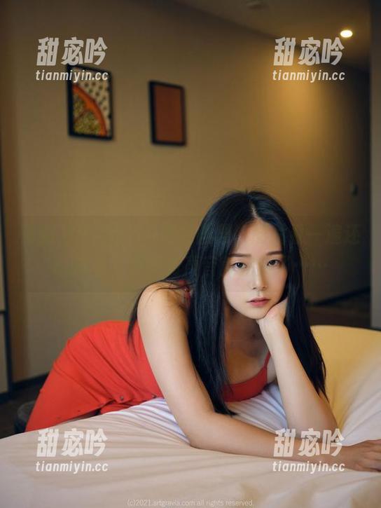 最新的Pia(피아)内衣画册，图片看一遍还想再看，要是有声音就完美了……