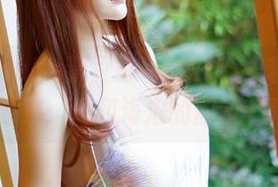 QingDouKe青豆客 – Akiki朱若慕海边合集：风和海浪的甜蜜囧事