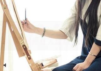 TouTiao头条女神 – 套图里的娜依灵儿，咋清纯得让人想捏一把？