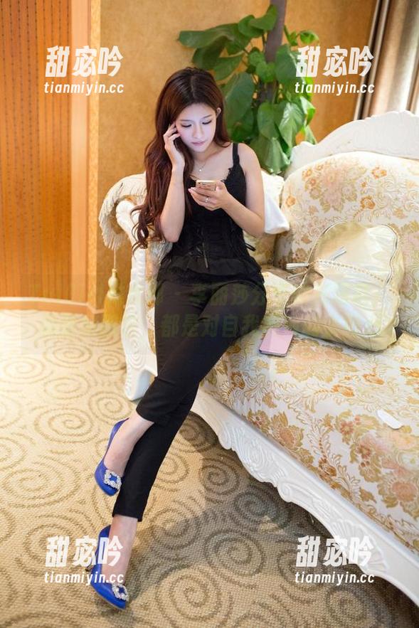 TuiGirl推女郎 - 李丽莎分享的高跟鞋：原图和图包，都是对自我解放的小野心