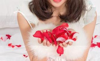 UGirls尤果网 – 杨晨晨：那只兔女郎在高清里跃动，多可爱的小耳朵！