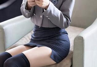 XIAOYU语画界 – 让人捧腹的芝芝Booty秘书合集：图册里的轻松一刻！