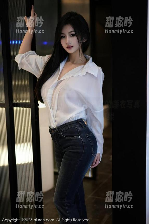 Xiuren秀人网 - Candy糖糖的睡衣写真：随便说说，那布料真绿