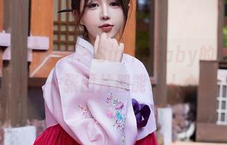 Xiuren秀人网 – Suki_baby的女友在线，随便一张图片都能让人心痒痒。