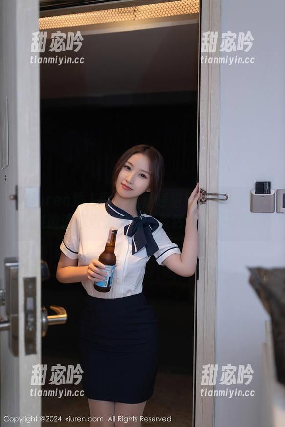 Xiuren秀人网-区静瑶 Xiuren秀人网 - 区静瑶浴室:原图像不像在邀请你进来坐坐,虽然我才不敢呢…