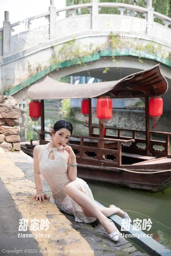 Xiuren秀人网 - 更新！小热巴的牛仔裤写真，这身材应该是怎么练成的，我默默在角落拍手！