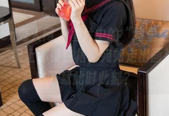Xiuren秀人网 – 图片中的“绮里嘉Carina”，配上那条白裙，宛如走出画卷，谁来下载此时此刻？