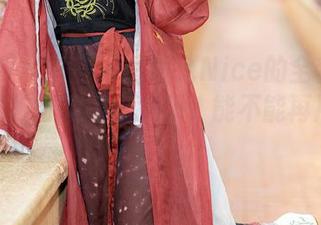 YouMi尤蜜荟 – 张思允Nice的全套写真，努力扮可爱的小女仆，能不能再用力点？