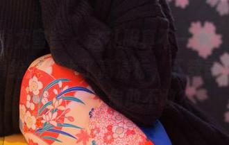 YouMi尤蜜荟 – 这礼服真不一般，思淇Sukiiii给它贴上了高清标，下载前我就想问一句，你敢不敢？
