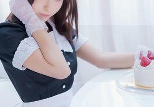 在相部屋与いくみ(育美)一起“观看”写真，记得保留尖叫声！