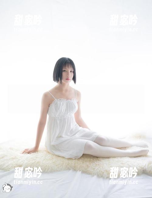 兔玩映画 看了兔玩映画的美图合集,教室里的穹妹让我想起了校园那些年。