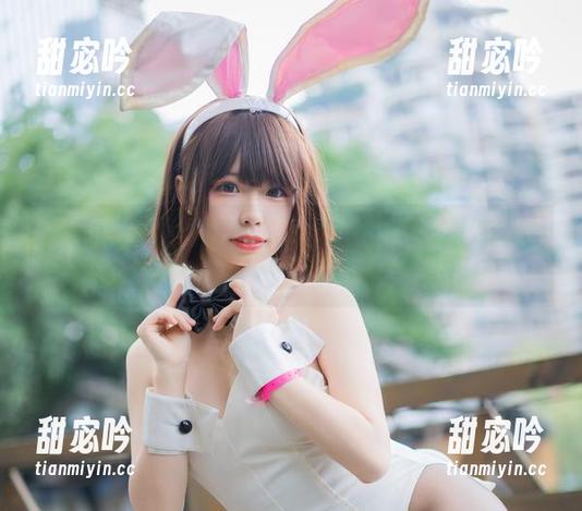 制服控的福音来啦！十万珍吱伏特专属私房图包，让人眼睛放光！