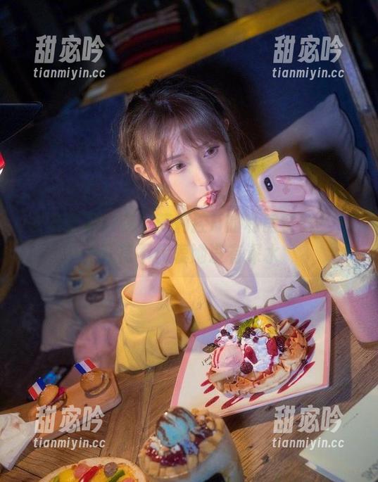 图集狂潮：在下萝莉控ii的私房紫罗兰，开花不代表她没有深水