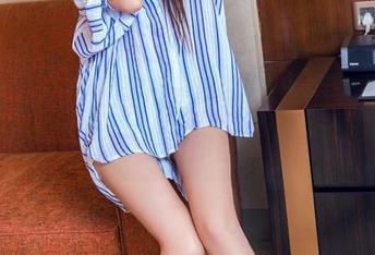头条女神 – 松果儿美足全集，原图里藏着多少暧昧……你自己来数吧