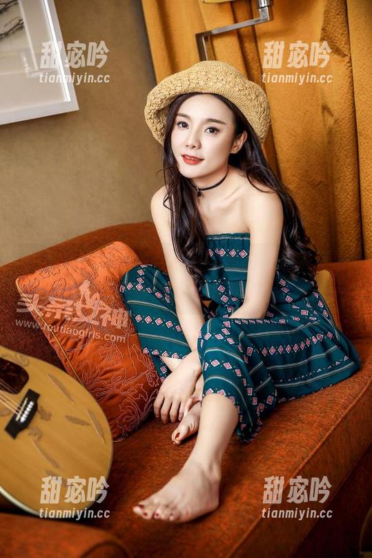 头条女神 - 瑜舍佳人最新写真，琳琳有没有在偷偷练习摆姿势？