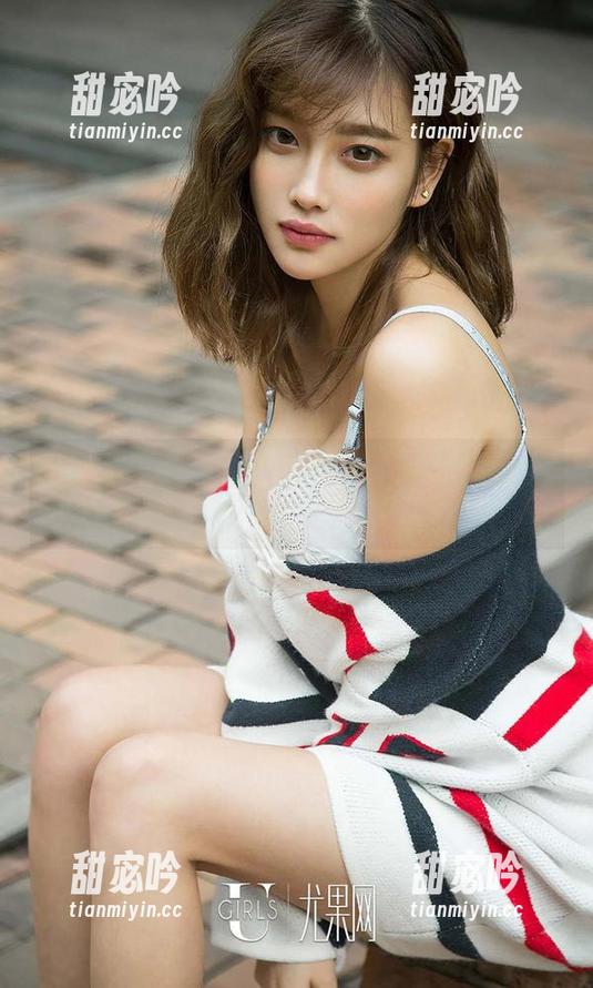 尤果网 - 最新套图：李莉莉在体操服中无意的糗事