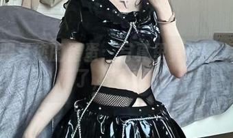 体操服与您的蛋蛋：写真里竟然藏着……算了，不说了。