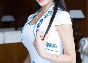 推女神 – 你看到的都是原图，施忆佳的校服神奇不在服装而在气场吧？