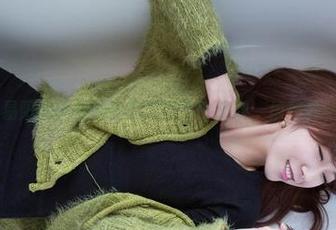 推女郎 – 易阳的裤里丝在高清图片中跳跃，但我依然不敢直视