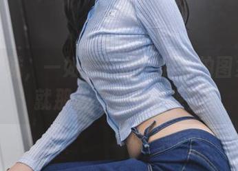 初见学妹，一如杏仁曲奇的私拍图集，咋就那么有吸引力呢？