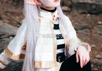 作品更新!桃墨公子在办公室,难道是要跟我们分享职场“心事”?