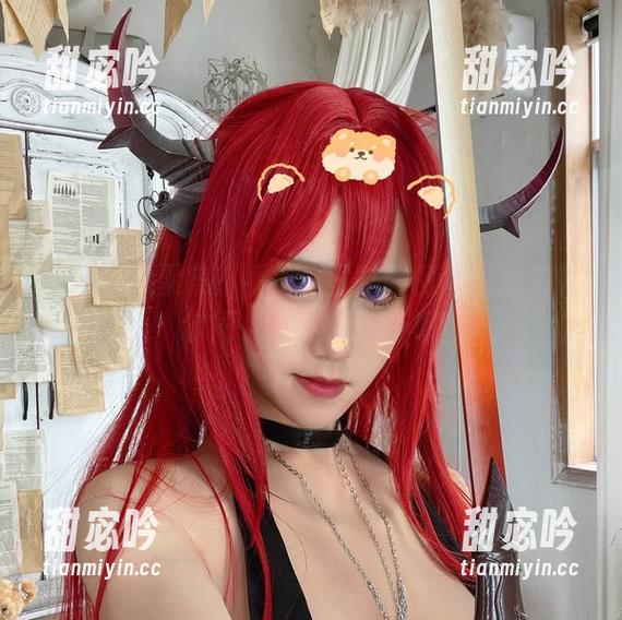 高清资源聚焦！看桜满三时如何驾驭史尔特尔同人礼服，意外哦