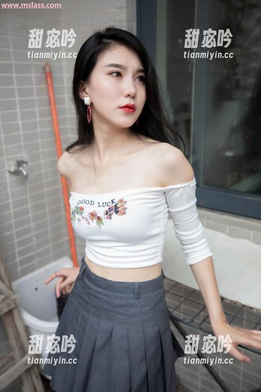 梦丝女神 - 私房里，丝丝的闲适和小奶喵任性，各自有各自的小宇宙