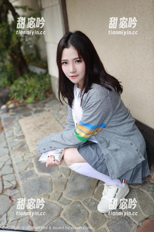 模范学院 - 在网盘里预定唐琪儿Beauty的毛衣，究竟会带来多少小意外。