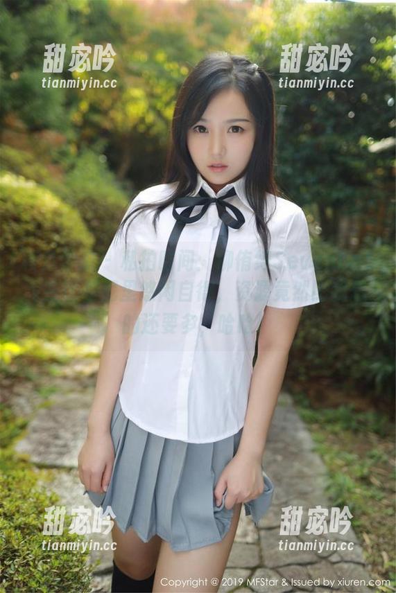 模范学院 - 私拍时间：柳侑绮Sevenbaby在比基尼里悠闲自得，资源竟然比我想的还要多，哈哈！