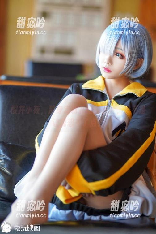 樱井小莜，那身定制礼服的图片，是不是让我想多了点？