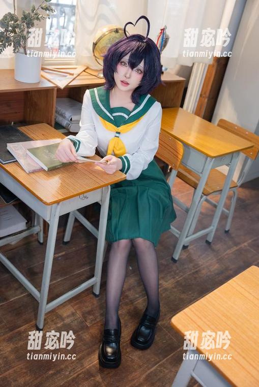清水由乃在厨房里的新角色——说好的他是厨娘呢，居然还会深情卖萌？