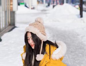 爱蜜社 – 最新女仆写真，萌琪琪Irene让人捉急的甜美姿态，原图意外清新，反差萌是否超出你的期待？
