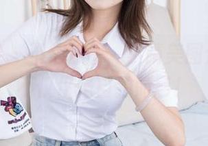 物恋传媒 – 不信你看，小晴美图合集真的不仅仅是自拍而已！