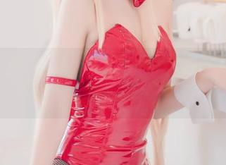 美图荟萃，猫君君MaoJun的美腿，隐隐约约让人想到夏季凉风。