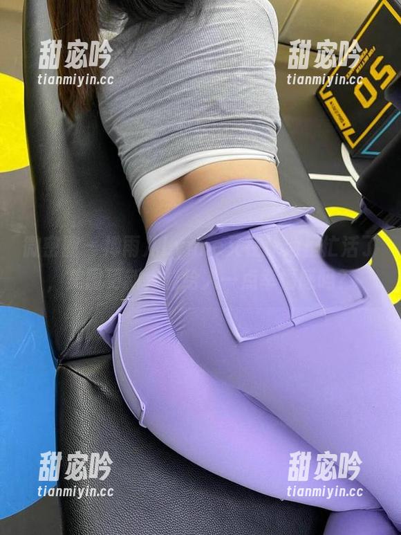 微密圈 - 禅雨儿Lynne又在泳池里忙活了，美图更新，能给人一点幸福感吗？