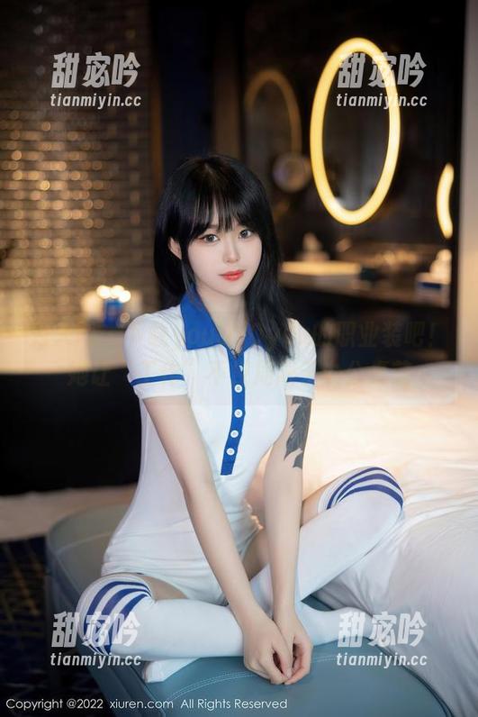 秀人网 - 下载youOvOyou的职业装吧！她让“工作”不仅局限于办公桌前