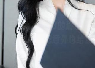 秀人网 – 于大小姐AYU的瑜伽原图，层次感满满，下载时别把意外也给漏掉了！