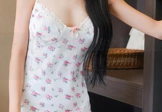 秀人网 – 刘婷婷化身旗袍女神，私房图包却又让人无从选择呀！