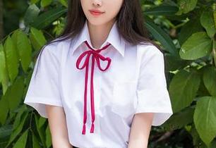 秀人网 – 又是一波黑丝美腿，古月小同学的写真分享值得一看