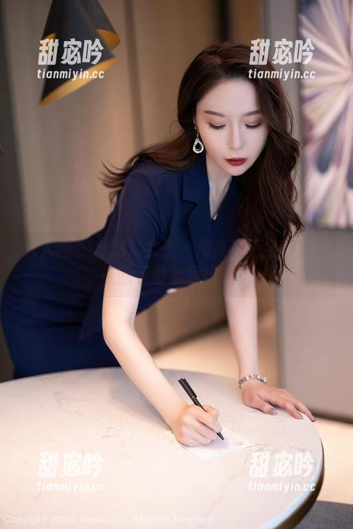 秀人网-周慕汐 秀人网 - 私房、女王…周慕汐不会其实是在暗示最近很忙吧?