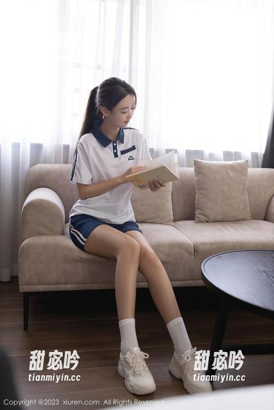 秀人网 - 美图更新：杨晨晨Yome在圣诞节上的捣蛋鬼得分了！