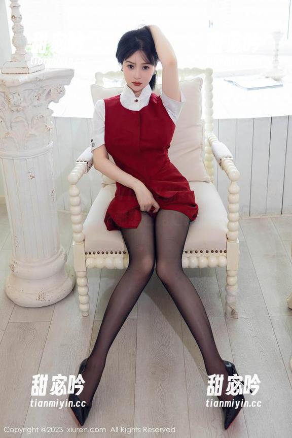 秀人网-陈雅漫VICKY 秀人网 - 陈雅漫VICKY新图集上线,这灰丝绝了,走到哪都想在路边摆pose的那种!