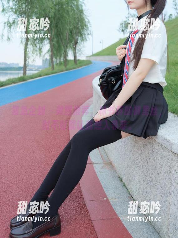 紧急企划 - 美图推荐，林书辞的裤里丝，时不时就让我想入非非。