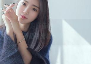 花漾show – 不得不服，赵惟依coco的红裙分享太让人遐想，真跟时光机似的。