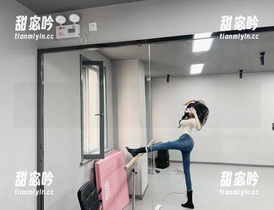 微密圈 - 葛征这套黑色浴室写真，果然不是普通的浴室，那气氛我给满分！